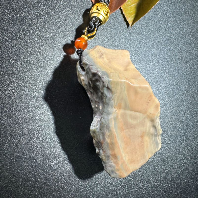 Himalayas Natural Onyx Rare Stone Hand Rope