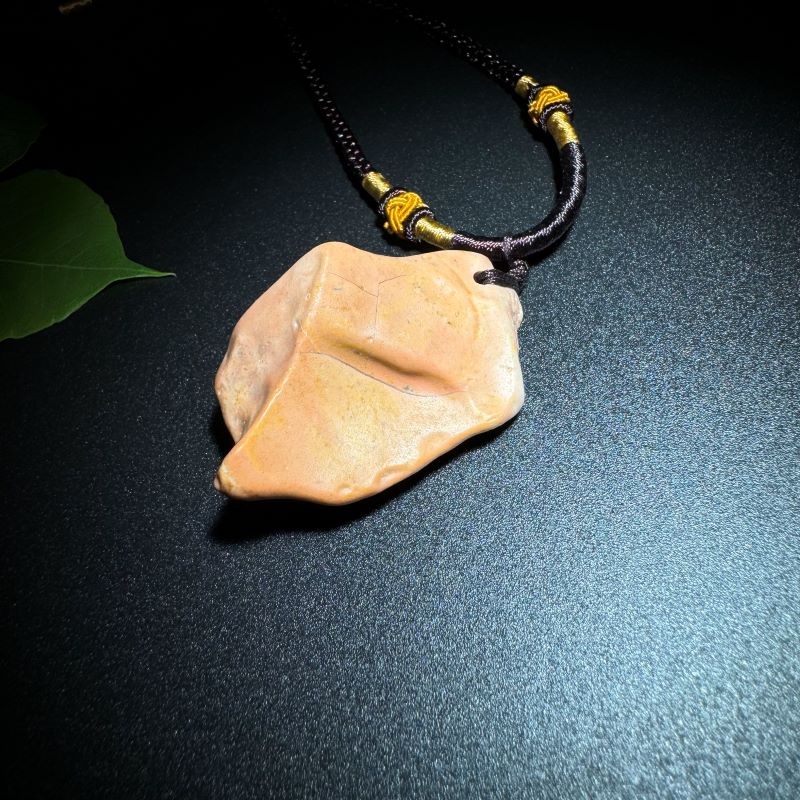 Himalayas Natural Jade Rare Stone Pendant