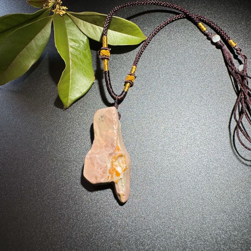 Himalayas Natural Onyx Rare Stone Pendant