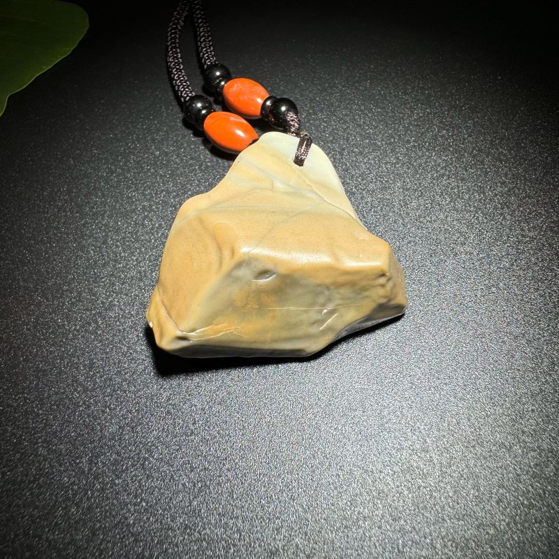 Himalayas Natural Obsidian Rare Stone Pendant