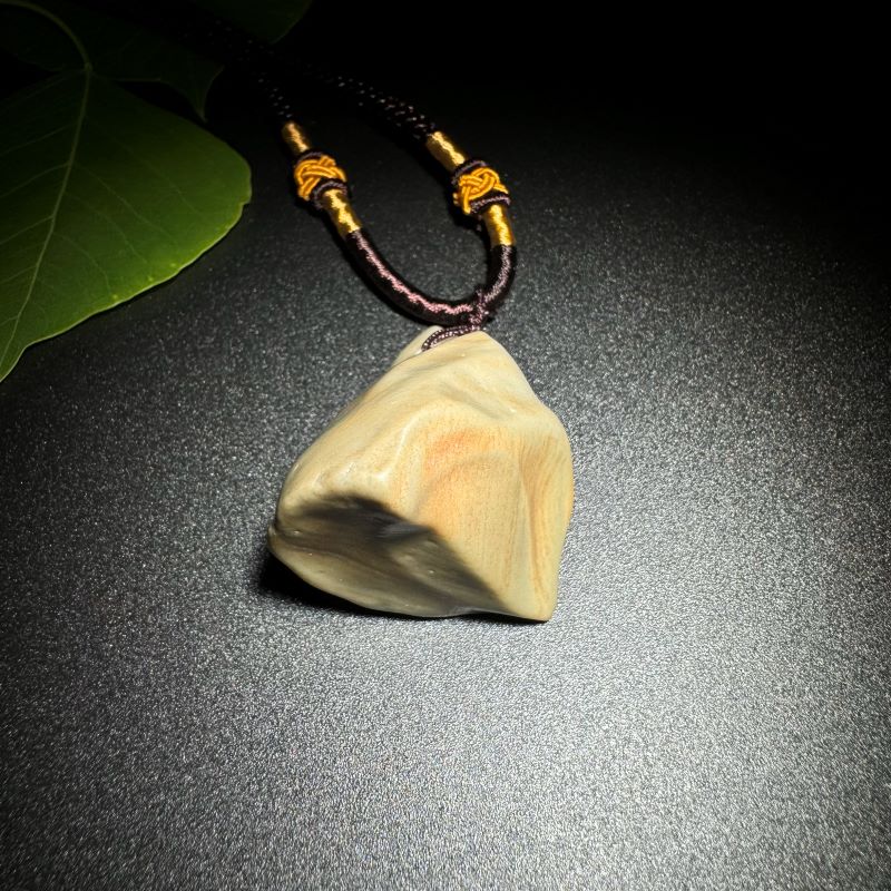 Himalayas Natural Serpentine Rare Stone Pendant