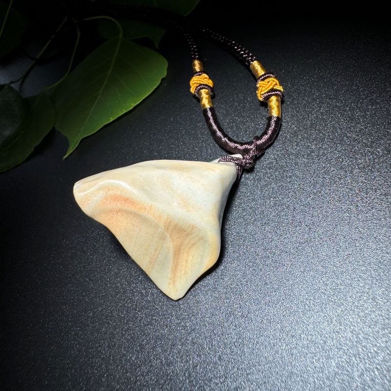 Himalayas Natural Serpentine Rare Stone Pendant