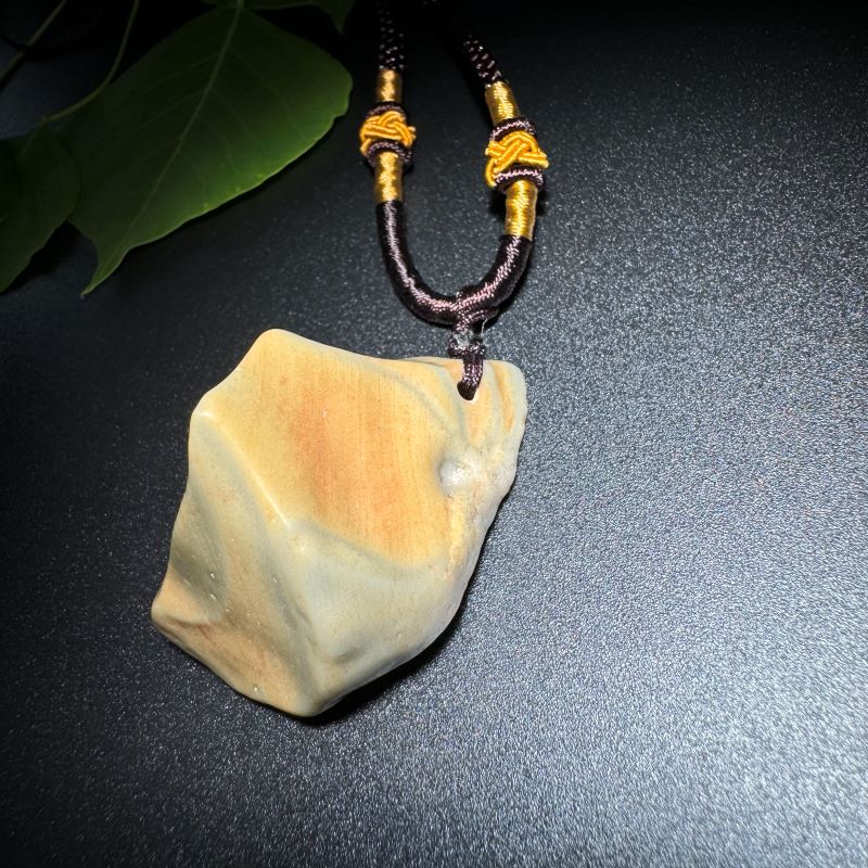 Himalayas Natural Serpentine Rare Stone Pendant