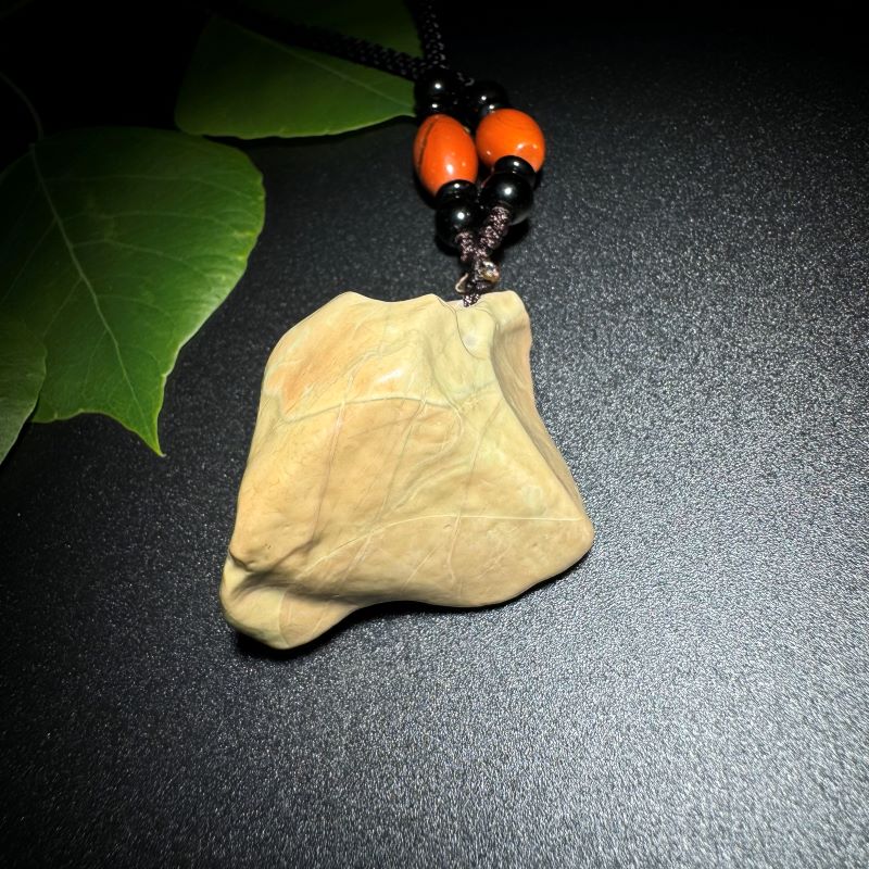 Himalayas Natural Spessartine Rare Stone Pendant