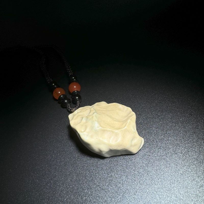 Himalayas Natural Tantalite Rare Stone Pendant