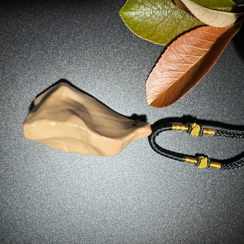 Himalayas Natural Spodumene Rare Stone Pendant