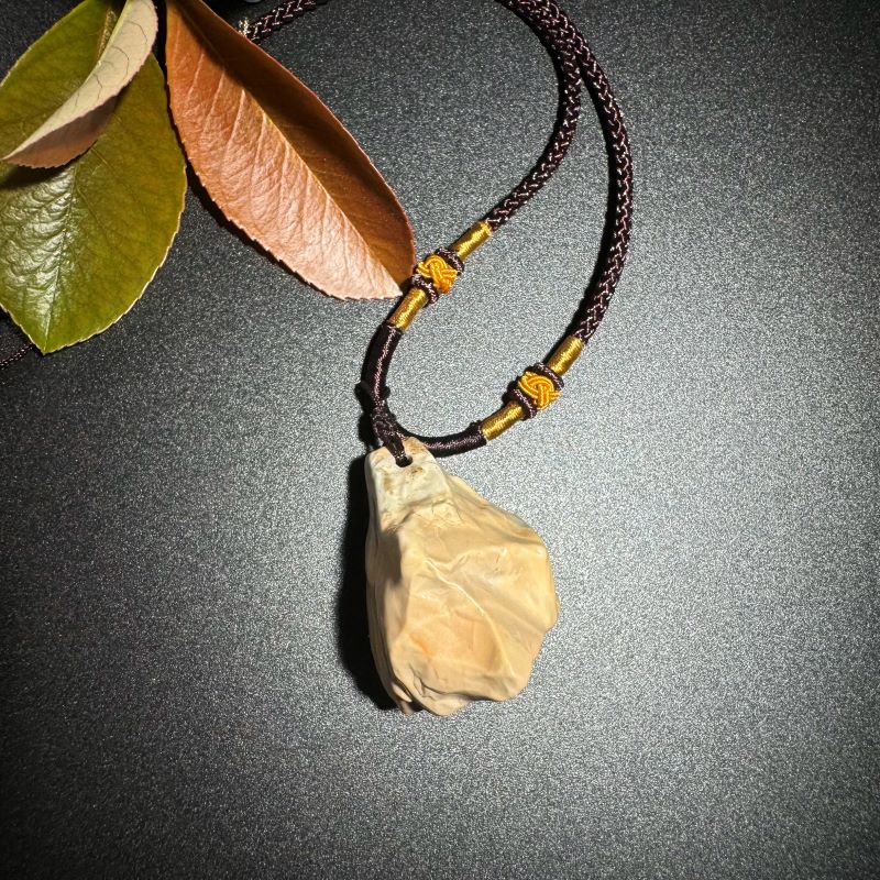 Himalayas Natural Howlite Rare Stone Pendant