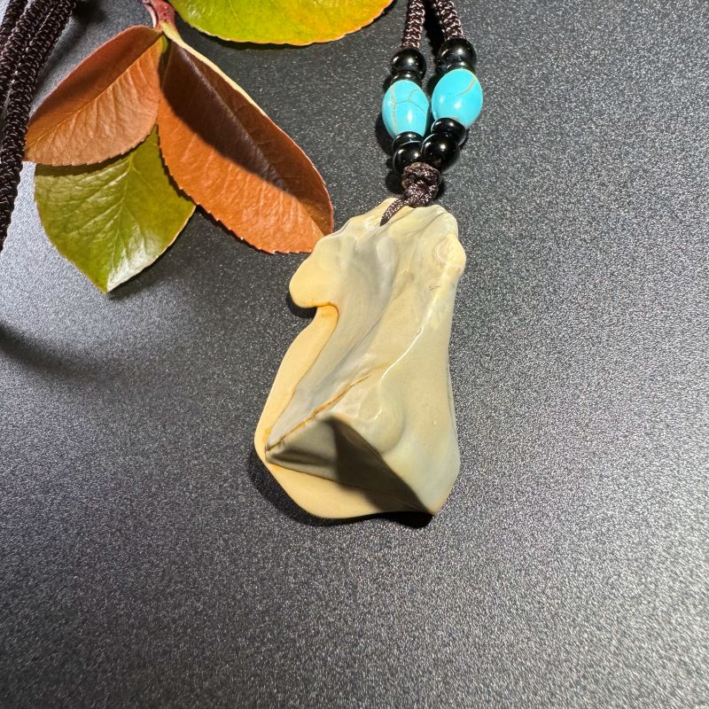 Himalayas Natural Nephrite Rare Stone Pendant