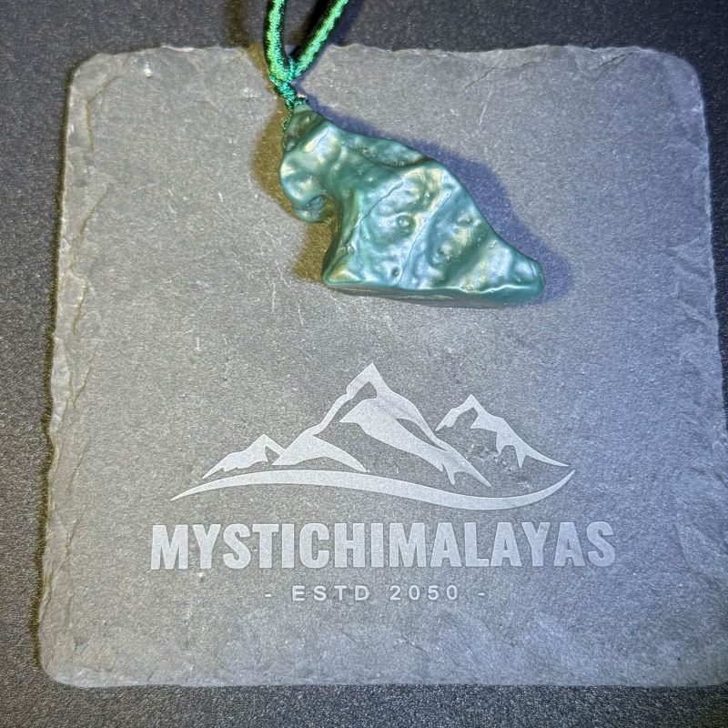 Himalayas Natural Diopside Rare Stone Pendant